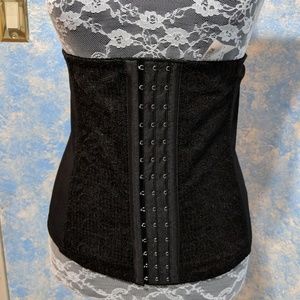 Corset/waist trainer